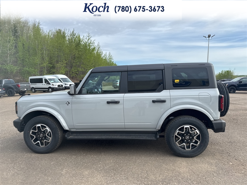 NEW 2026 Ford Bronco Outer Banks - Avalanche Exterior / BLACK ONYX LEATHER TRIM/VINYL Interior - $72,340 - Stock #A26078 - VIN 1FMDE8BH6TLA58407 - Photo 7