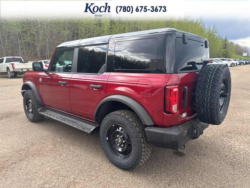 NEW 2026 Ford Bronco Big Bend - Ruby Red Tri-coat Metallic Exterior / VINYL SANDSTONE/BLACK SEATS Interior - $59,523 - Stock #A26053 - VIN 1FMDE7BH4TLA48887 - Photo 9