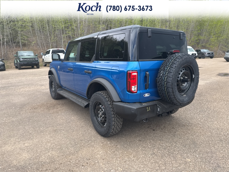 NEW 2026 Ford Bronco Big Bend - Velocity Blue Metallic Exterior / CARMELO PLATINUM LEATHER BUCKET Interior - $58,736 - Stock #A26120 - VIN 1FMDE7BH5TLA61924 - Photo 9