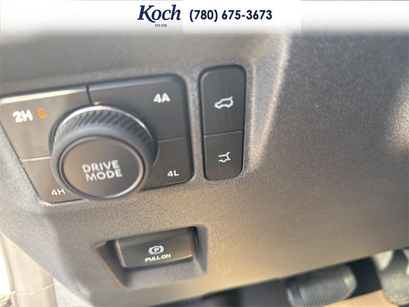 NEW 2026 Ford Expedition Platinum Max - Star White Tri-coat Metallic Exterior / BRONZE SMOKE MET CC Interior - $108,185 - Stock #A26201 - VIN 1FMJK1M86TEA44009 - Photo 40