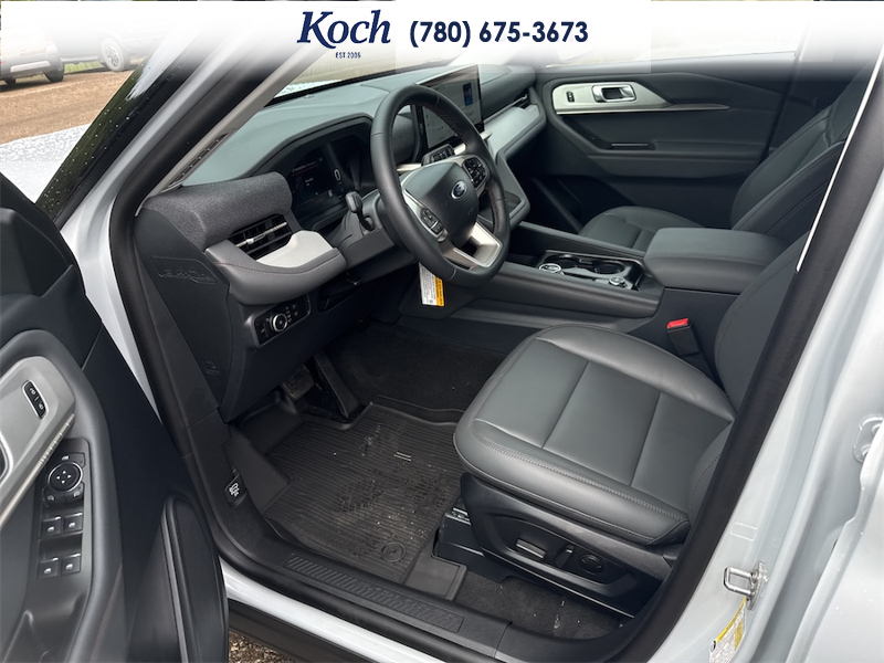 NEW 2026 Ford Explorer Active - Crystal White Tricoat Exterior / DARK SPACE GREY ACTIVEX Interior - $54,237 - Stock #A26191 - VIN 1FMUK8DH1TGB87329 - Photo 17