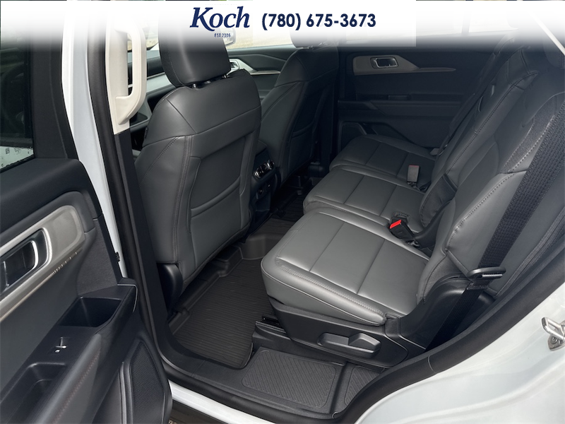 NEW 2026 Ford Explorer Active - Crystal White Tricoat Exterior / DARK SPACE GREY ACTIVEX Interior - $54,237 - Stock #A26191 - VIN 1FMUK8DH1TGB87329 - Photo 18