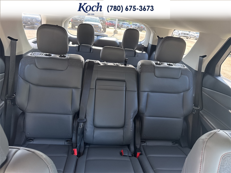 NEW 2026 Ford Explorer Active - Star White Tri-coat Metallic Exterior / DARK SPACE GREY ACTIVEX Interior - $59,930 - Stock #A26181 - VIN 1FMUK8DH4TGB58794 - Photo 22