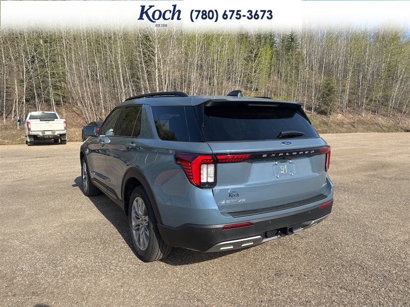 NEW 2026 Ford Explorer Active - Vapor Blue Exterior / DARK SPACE GREY ACTIVEX Interior - $60,730 - Stock #A26198 - VIN 1FMUK8DH3TGB58110 - Photo 3