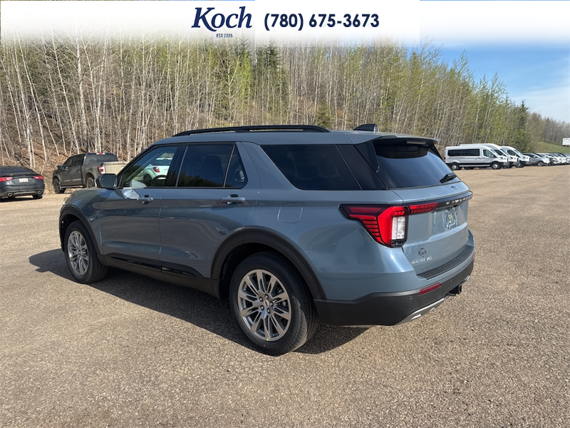 NEW 2026 Ford Explorer Active - Vapor Blue Exterior / DARK SPACE GREY ACTIVEX Interior - $60,730 - Stock #A26198 - VIN 1FMUK8DH3TGB58110 - Photo 9