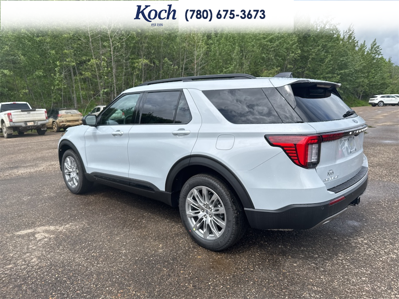 NEW 2026 Ford Explorer Active - Crystal White Tricoat Exterior / DARK SPACE GREY ACTIVEX Interior - $54,237 - Stock #A26191 - VIN 1FMUK8DH1TGB87329 - Photo 9
