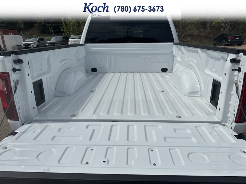 NEW 2026 Ford F-150 XLT - Oxford White Exterior / DARK SLATE CLOTH Interior - $67,740 - Stock #A26184 - VIN 1FTFW3L89TKD81786 - Photo 15