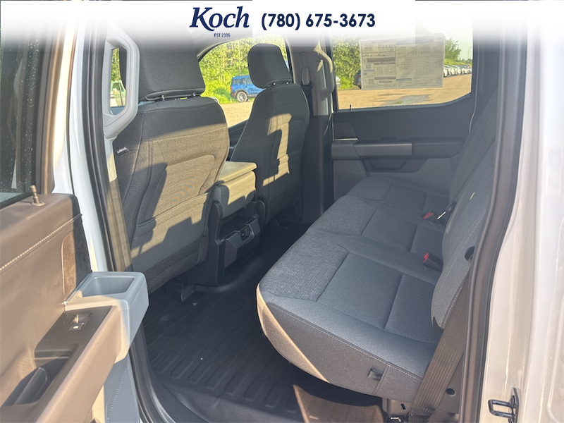 NEW 2026 Ford F-150 XLT - Oxford White Exterior / BLACK W/MEDIUM DARK SLATE, CLOTH 40/20/40 FRONT SEAT (M) Interior - $70,690 - Stock #A26228 - VIN 1FTFW3L88TKE54517 - Photo 18