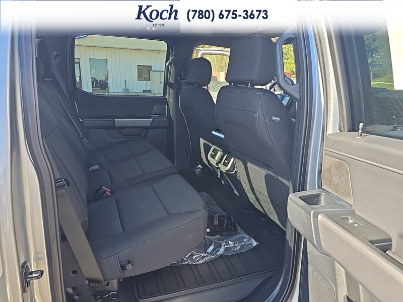 NEW 2026 Ford F-150 XLT - Iconic Silver Metallic Exterior / BLACK, UNIQUE SPORT CLOTH 40/CONSOLE/40 FRONT-SEATS Interior - $69,931 - Stock #A26081 - VIN 1FTFW3L8XTKD29213 - Photo 20