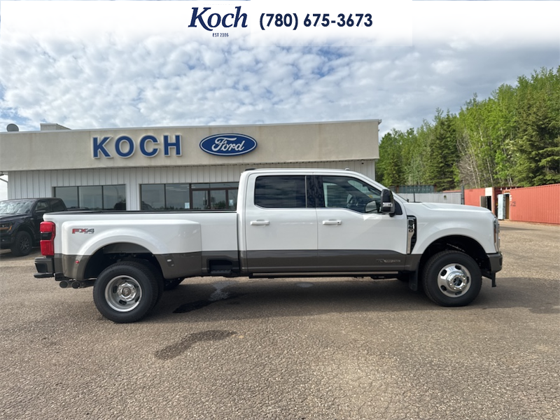 NEW 2026 Ford F-350 Super Duty King Ranch - Star White Tri-coat Metallic Exterior / JAVA LEATHER Interior - $124,339 - Stock #A26200 - VIN 1FT8W3DTXTEE46591 - Photo 13