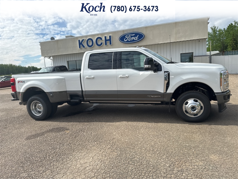 NEW 2026 Ford F-350 Super Duty King Ranch - Star White Tri-coat Metallic Exterior / JAVA LEATHER Interior - $124,339 - Stock #A26200 - VIN 1FT8W3DTXTEE46591 - Photo 14