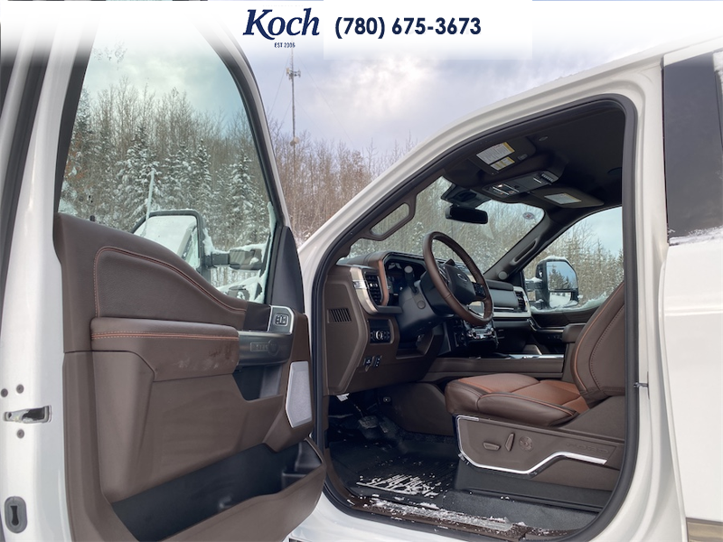 NEW 2026 Ford F-350 Super Duty King Ranch - Star White/marsh Grey Accent Exterior / JAVA LEATHER Interior - $120,768 - Stock #A26018 - VIN 1FT8W3BT8TED18353 - Photo 17