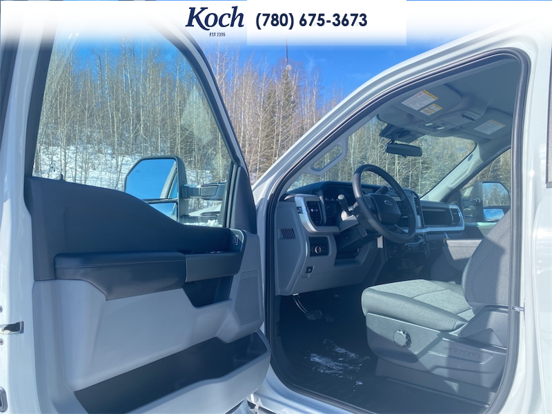 NEW 2026 Ford F-350 Super Duty XL - Avalanche Exterior / MEDIUM DARK SLATE CLOTH Interior - $94,724 - Stock #A26116 - VIN 1FT8W3BTXTED99842 - Photo 17