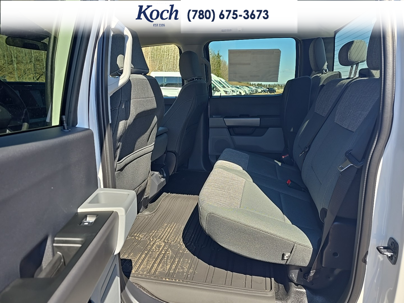 NEW 2026 Ford F-350 Super Duty XLT - Oxford White Exterior / MEDIUM DARK SLATE CLOTH Interior - $96,610 - Stock #A26124 - VIN 1FT8W3DT0TED88927 - Photo 18