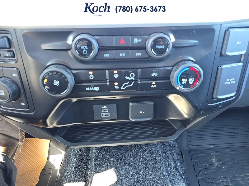 NEW 2026 Ford F-350 Super Duty XLT - Oxford White Exterior / MEDIUM DARK SLATE CLOTH Interior - $96,610 - Stock #A26124 - VIN 1FT8W3DT0TED88927 - Photo 23