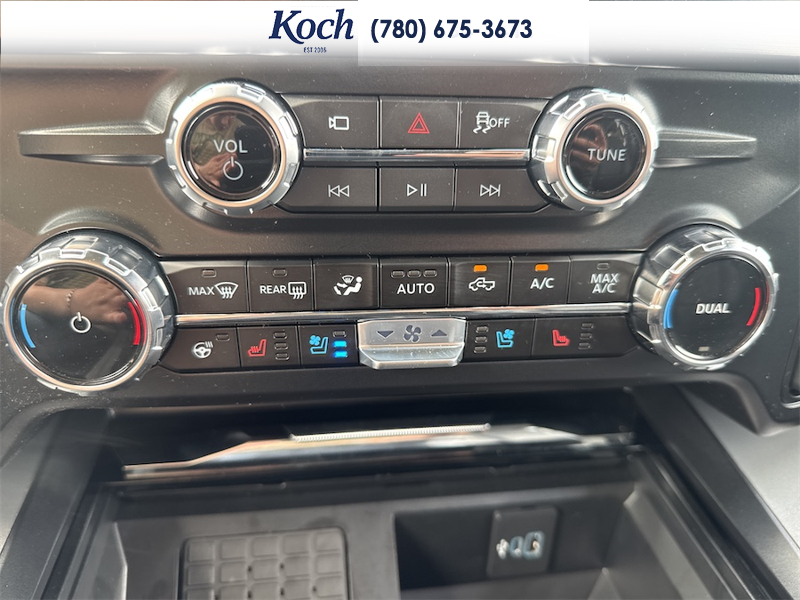 NEW 2026 Ford F-350 Super Duty Lariat - Agate Black Exterior / BAJA LEATHER TRIM Interior - $109,768 - Stock #A26168 - VIN 1FT8W3BT5TEE59106 - Photo 24