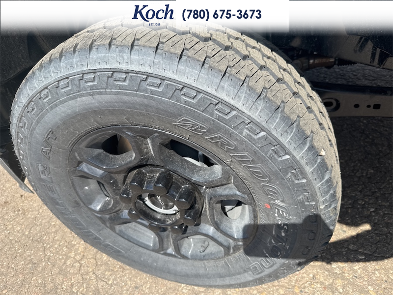 NEW 2026 Ford F-350 Super Duty XL - Carbonized Grey Metallic Exterior / MEDIUM DARK SLATE CLOTH Interior - $93,974 - Stock #A26131 - VIN 1FT8W3BT4TED60504 - Photo 34