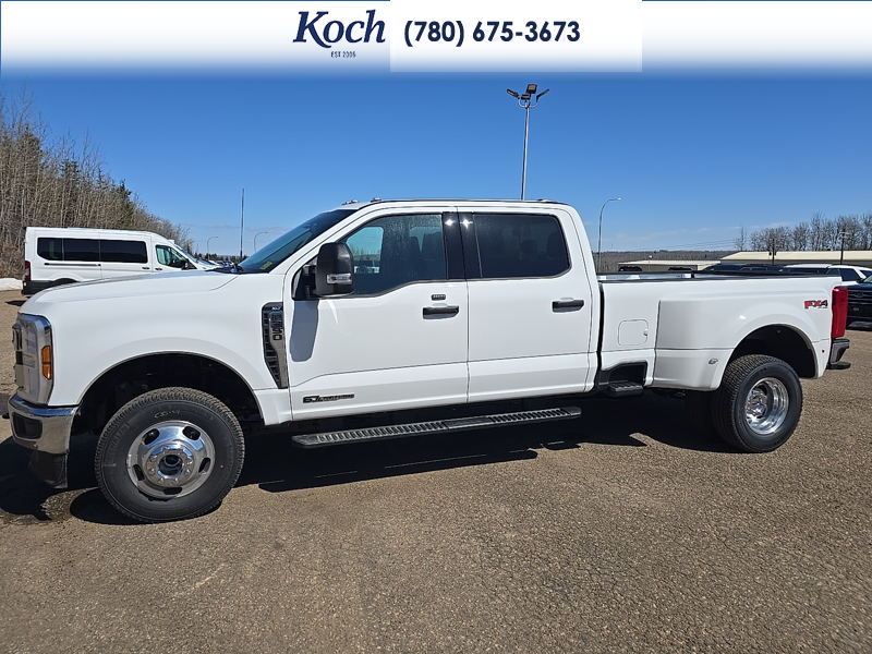 NEW 2026 Ford F-350 Super Duty XLT - Oxford White Exterior / MEDIUM DARK SLATE CLOTH Interior - $96,610 - Stock #A26124 - VIN 1FT8W3DT0TED88927 - Photo 6