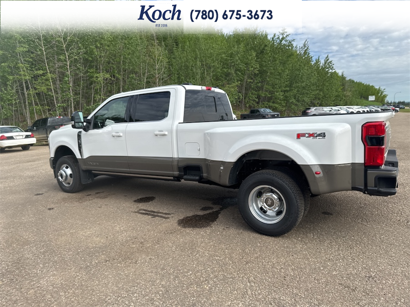 NEW 2026 Ford F-350 Super Duty King Ranch - Star White Tri-coat Metallic Exterior / JAVA LEATHER Interior - $124,339 - Stock #A26200 - VIN 1FT8W3DTXTEE46591 - Photo 9