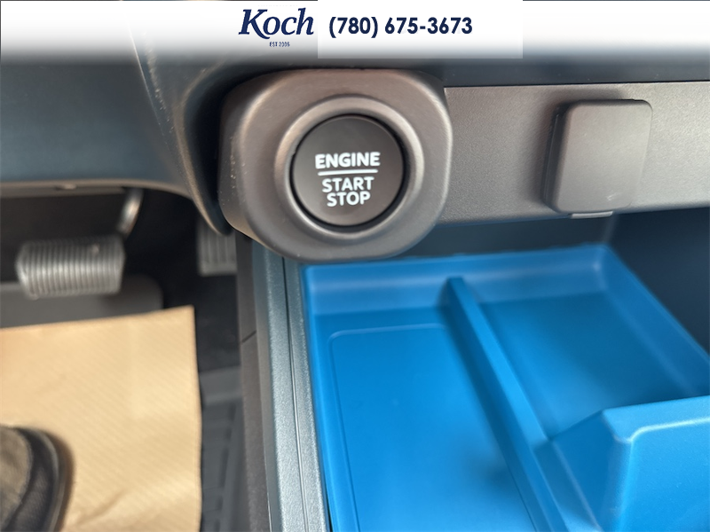 NEW 2026 Ford Maverick XLT - Oxford White Exterior / NAVY PIER/ASPEN GREY, UNIQUE CLOTH FRONT BUCKET SEATS Interior - $46,290 - Stock #A26236 - VIN 3FTTW8JA5TRB27011 - Photo 23