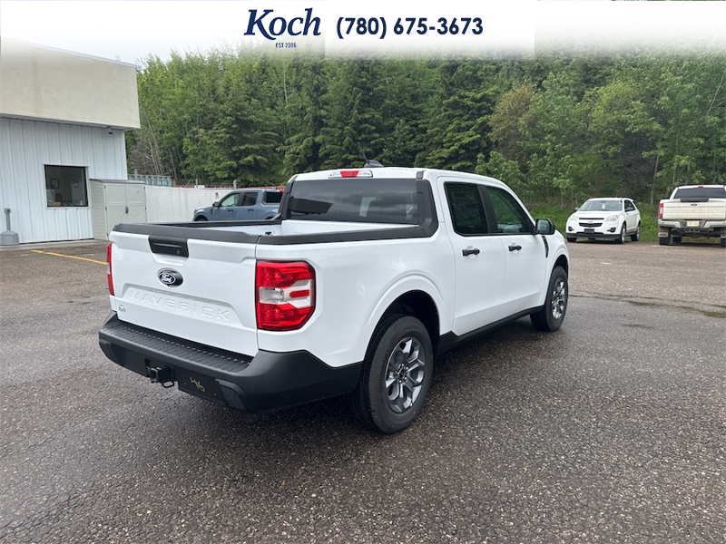 NEW 2026 Ford Maverick XLT - Oxford White Exterior / BLACK CLOTH Interior - $42,190 - Stock #A26190 - VIN 3FTTW8JA4TRA97645 - Photo 2