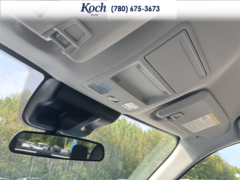 NEW 2026 Ford Maverick XLT - Oxford White Exterior / NAVY PIER/ASPEN GREY, UNIQUE CLOTH FRONT BUCKET SEATS Interior - $46,290 - Stock #A26236 - VIN 3FTTW8JA5TRB27011 - Photo 31