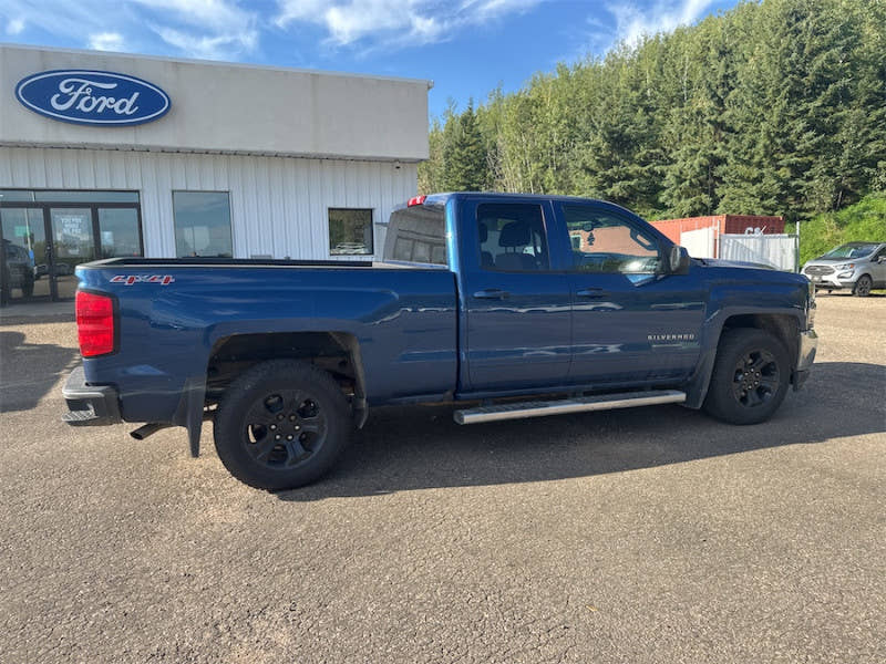 USED 2017 Chevrolet Silverado 1500 LT - $18,995 - Stock #A26206A - VIN 1GCVKREC9HZ199712 - Photo 12