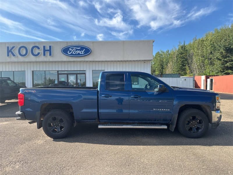 USED 2017 Chevrolet Silverado 1500 LT - $18,995 - Stock #A26206A - VIN 1GCVKREC9HZ199712 - Photo 13